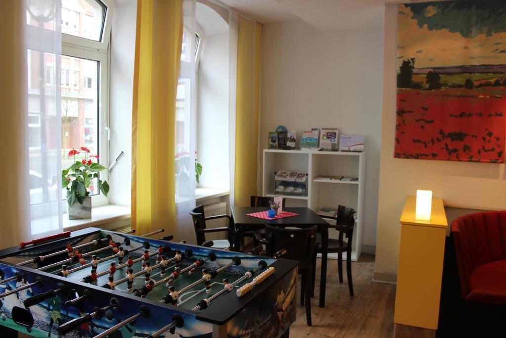 Hotel Vienna House Easy By Wyndham Rostock Esterno foto
