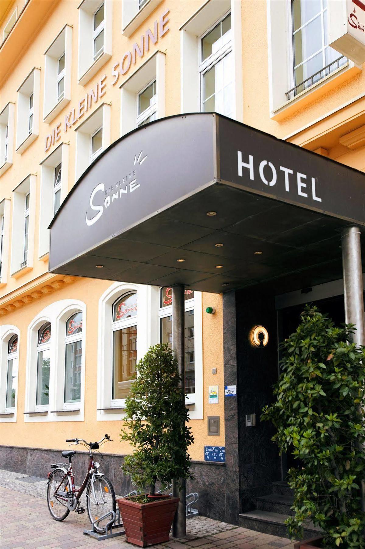Hotel Vienna House Easy By Wyndham Rostock Esterno foto