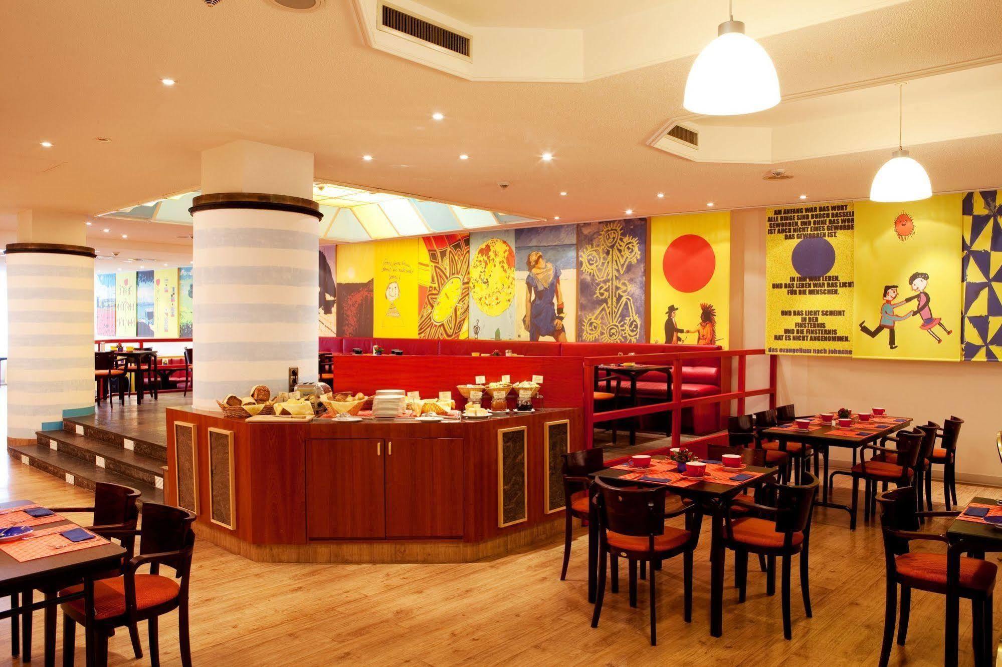 Hotel Vienna House Easy By Wyndham Rostock Ristorante foto